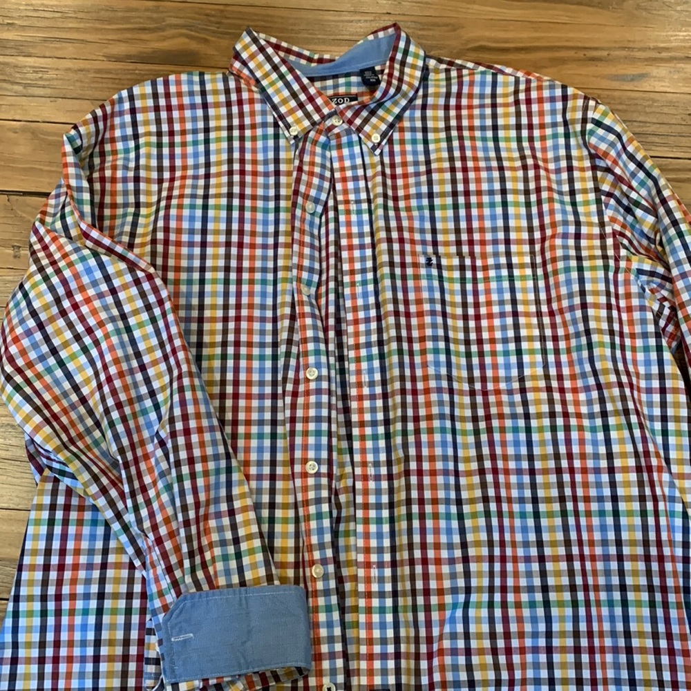 IIZOD long sleeve button down